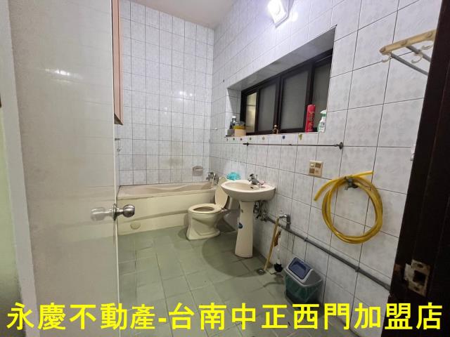 台南南區透天-14