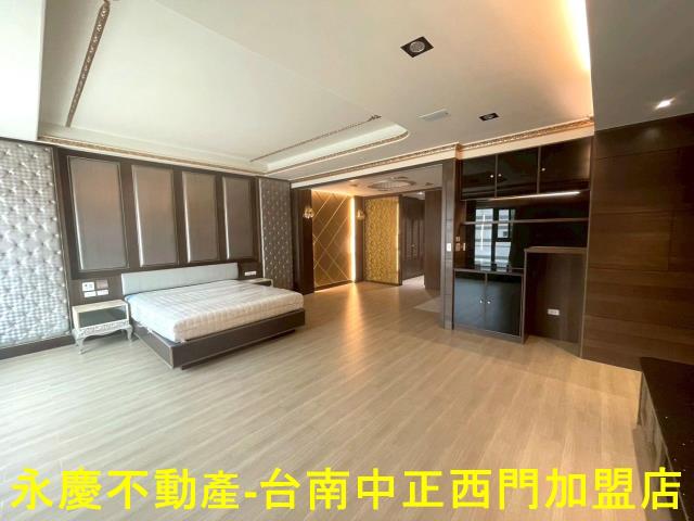 中西區透天-11
