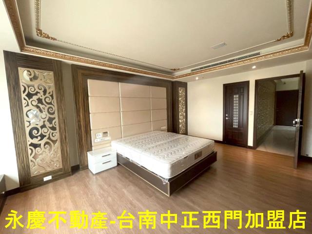 中西區透天-7