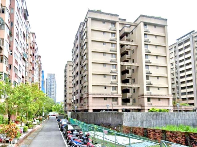 台北文山區拍賣大樓-5