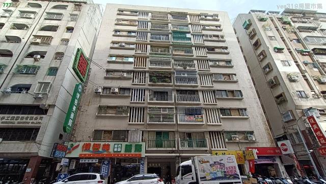 高雄新興區大樓-13