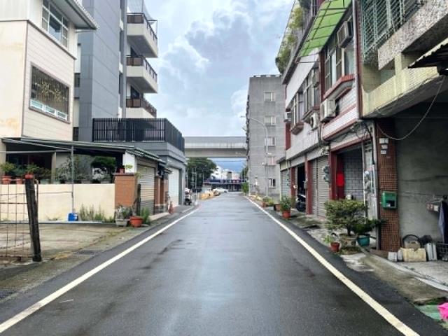 高雄岡山透天-13