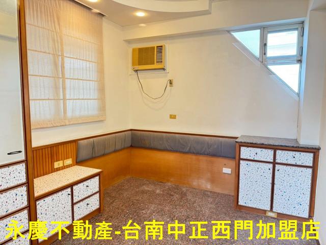 台南東區透天-9