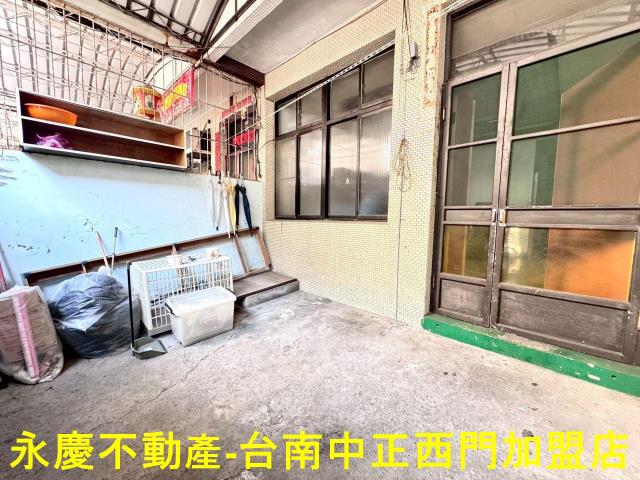 台南南區透天-12