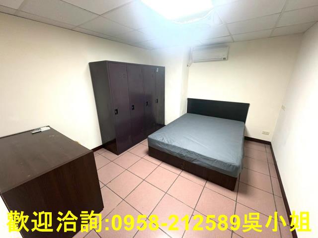 新竹竹北店面-11