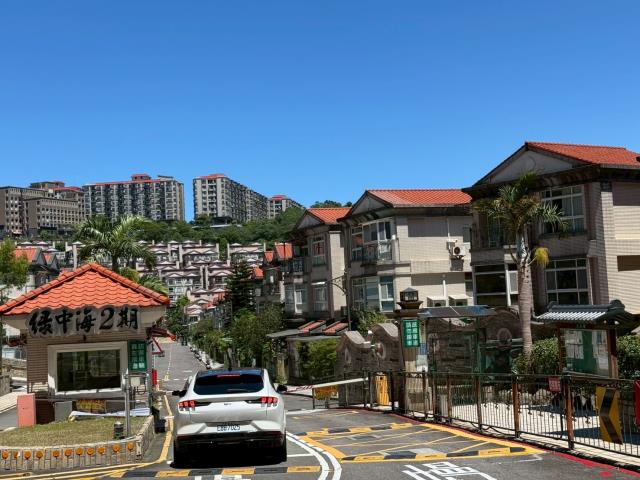 新北新店透天拍賣-11
