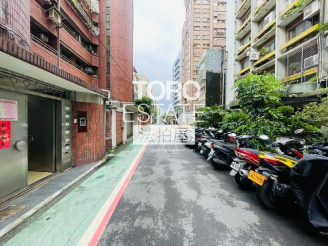 台北松山華廈法拍-7