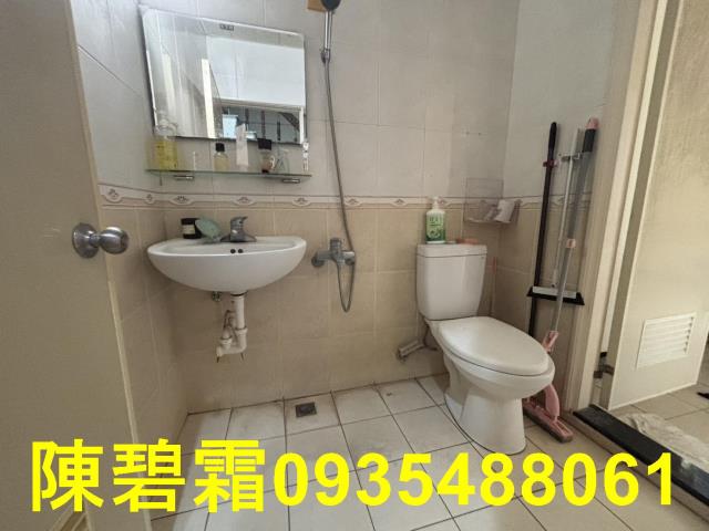東區透天-12