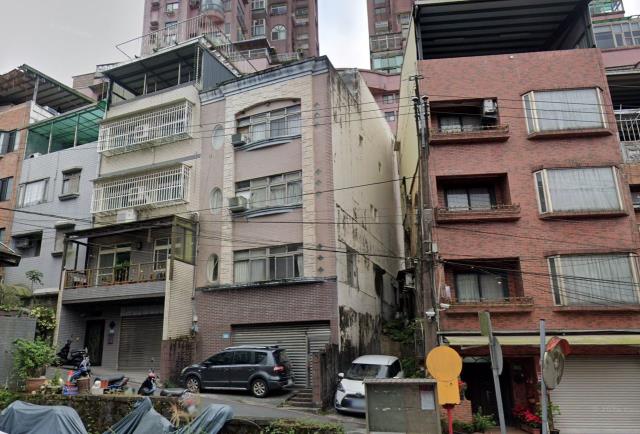 新北深坑法拍別墅-1