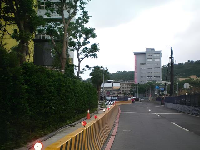 台北信義區拍賣大樓-7