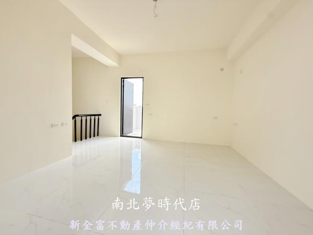 台南學甲透天-9