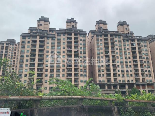 基隆暖暖大樓法拍-1