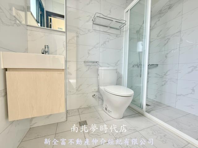 台南學甲透天-12