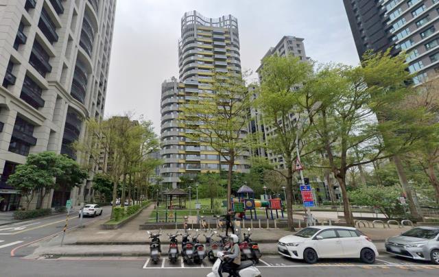 新店拍賣大樓-1