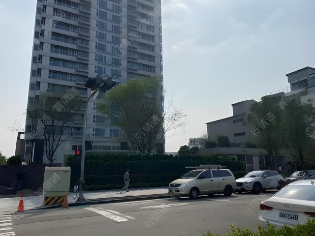 台中西屯法拍大樓-3