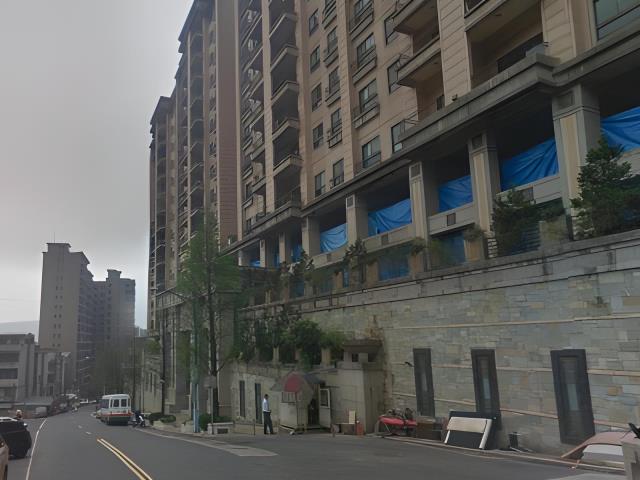 基隆暖暖大樓法拍-6