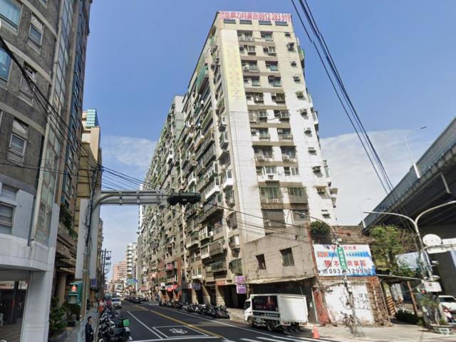 三重法拍大樓-2