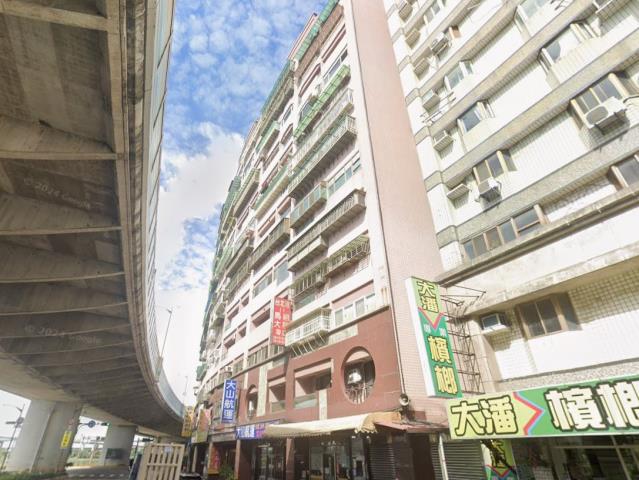 八里法拍大樓-3