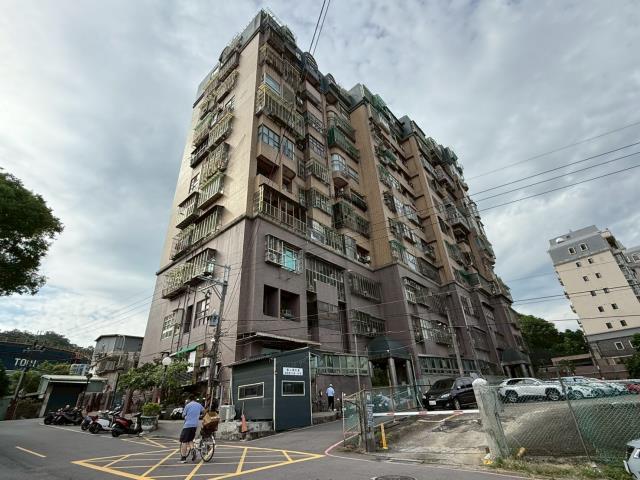 五股大樓拍賣-1