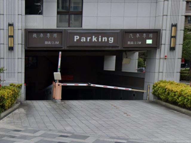 新北五股拍賣大樓-5