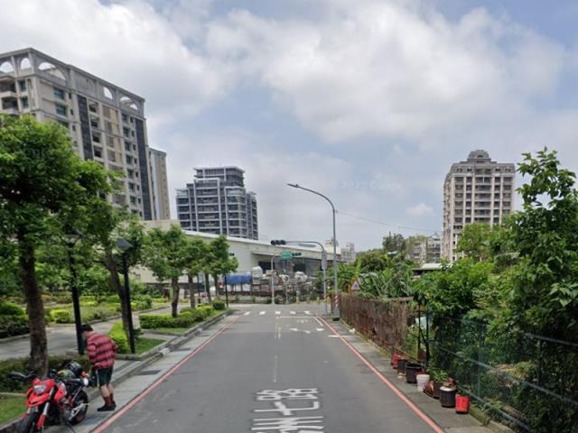 新北五股拍賣大樓-7
