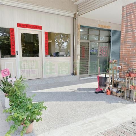 楠梓華廈-11