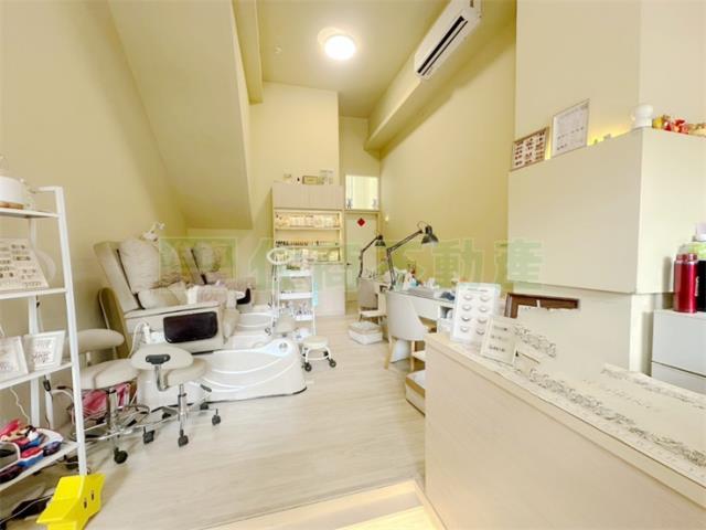 楠梓華廈-3