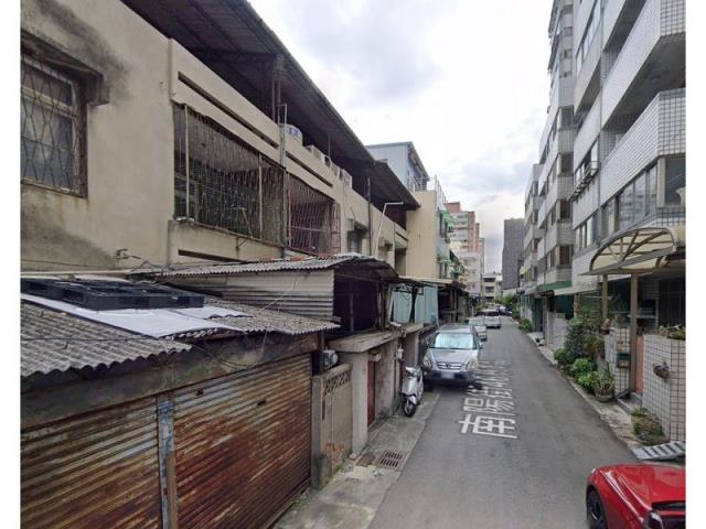 台中南區透天法拍-3