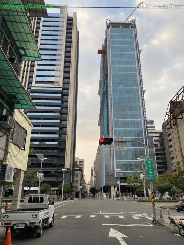 高雄新興區透天-15