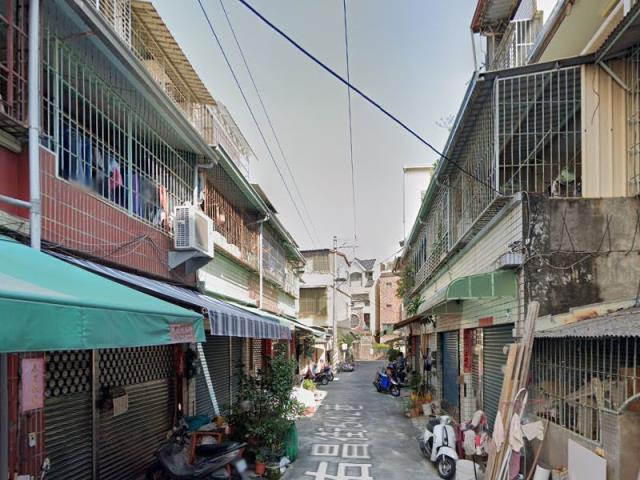 高雄楠梓透天法拍-2