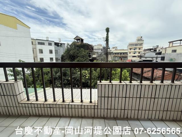 高雄岡山透天-12