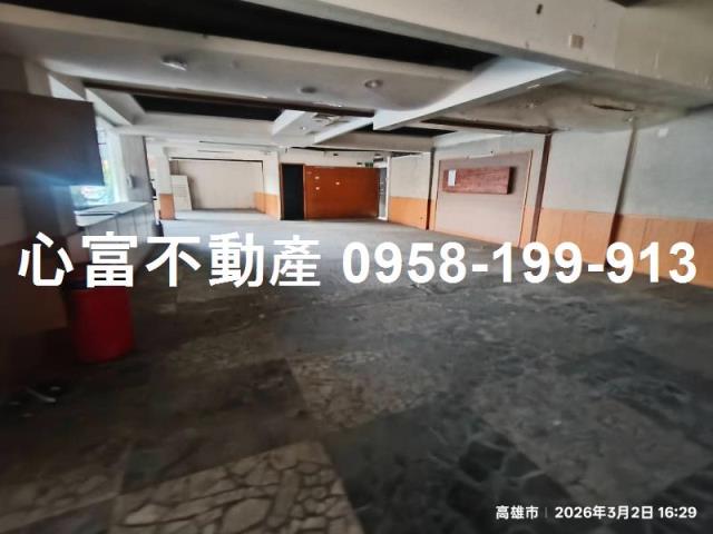 高雄苓雅店面-2