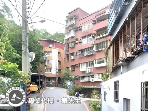 新北新店華廈法拍-3