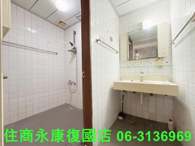 東區公寓-9