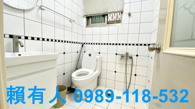 台南東區透天-11