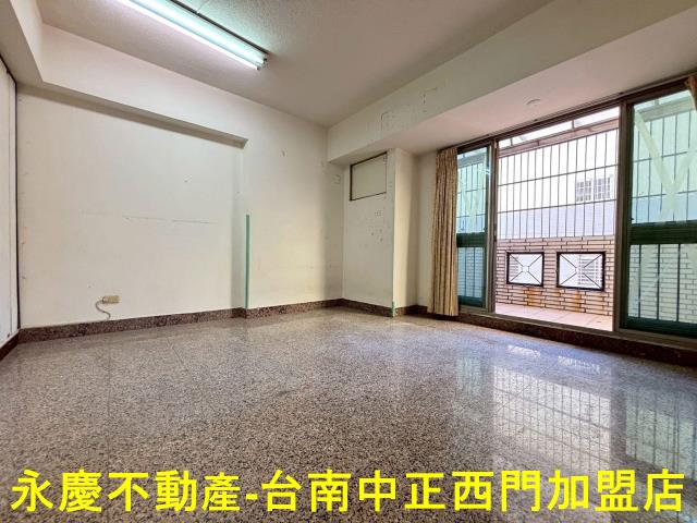 台南東區透天-5