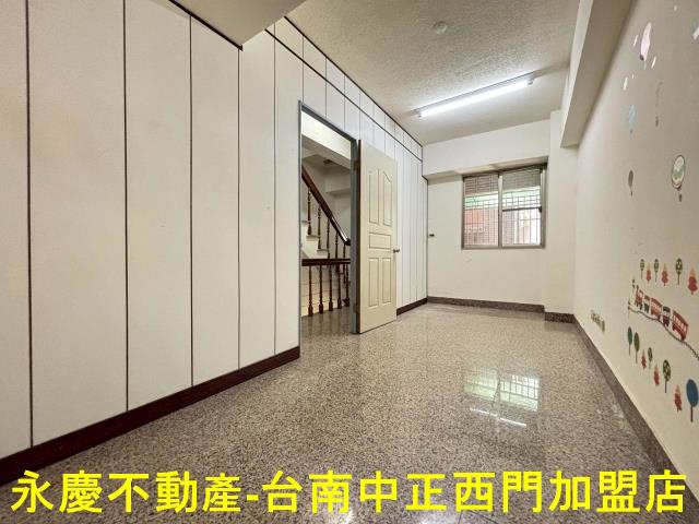 台南東區透天-6