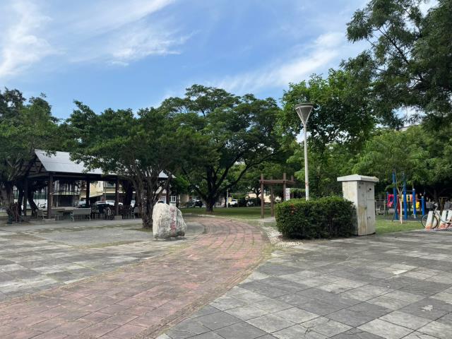 高雄楠梓大樓法拍-12