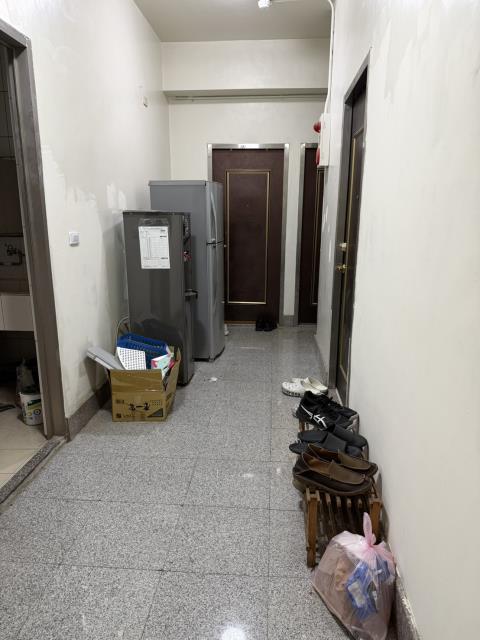 中原大學電梯透天店面