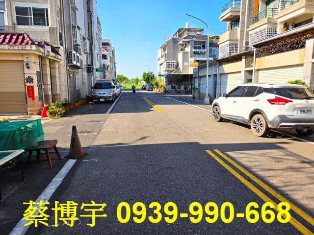 西區大富西街法拍別墅