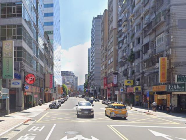 新北新店公寓拍賣-4