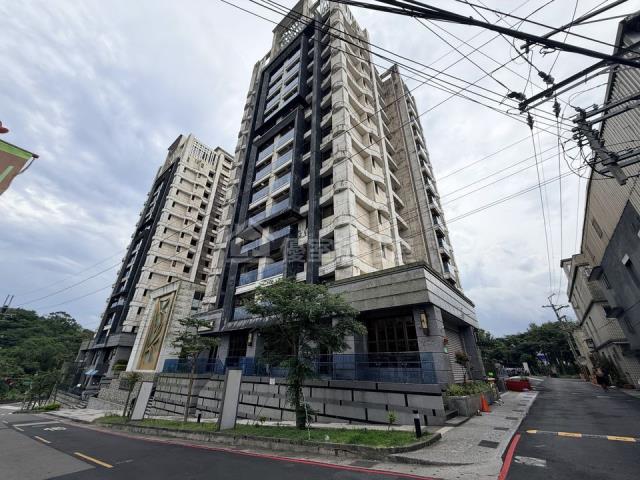 基隆拍賣大樓-1