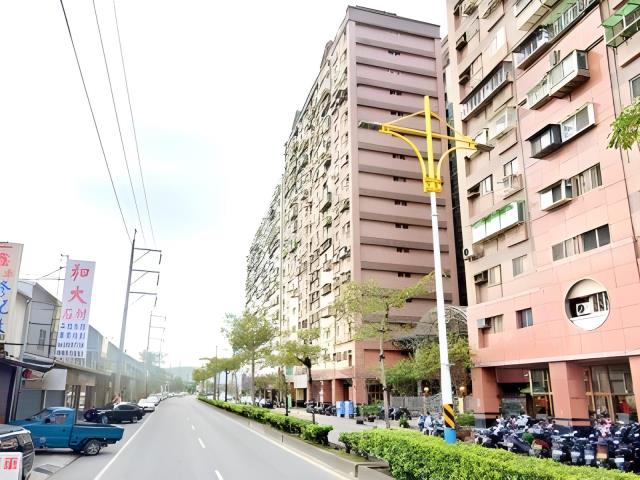 八里法拍大樓-8
