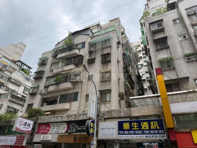 台北內湖法拍華廈-1