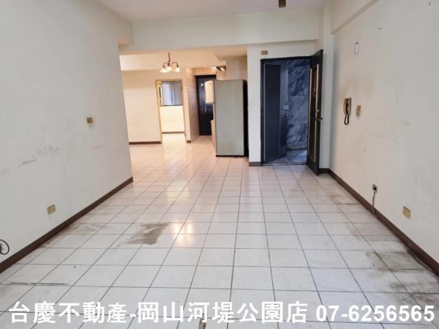 高雄三民區大樓-1
