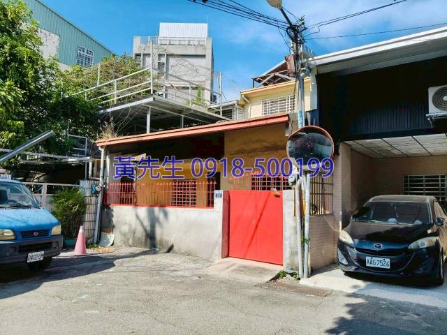 台中大里拍賣透天-2