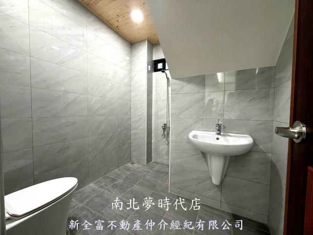 台南安南透天-9