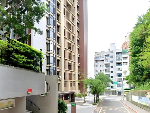 台北南港法拍大樓-2
