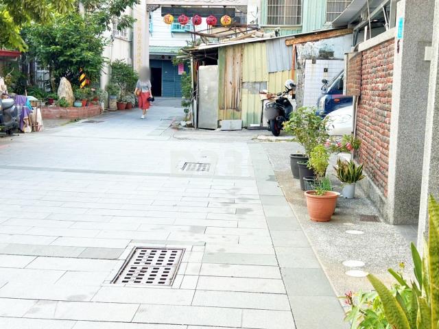 台南中西區透天-13
