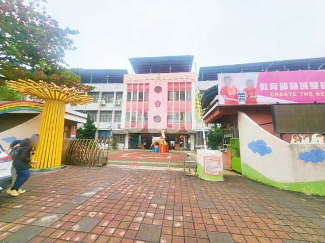 東區透天-7